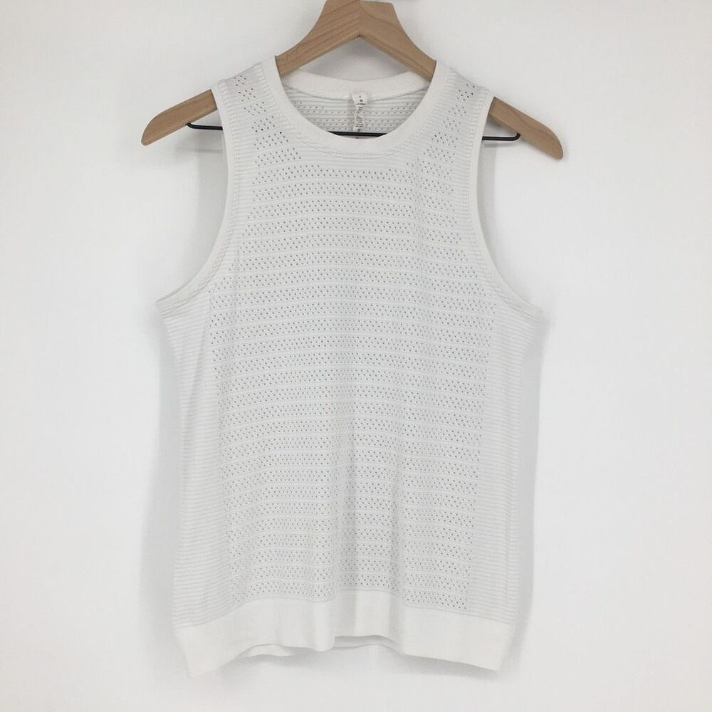 Lululemon Breeze By Muscle Tank Top II Womens 6 White Athletic Perforated #E
